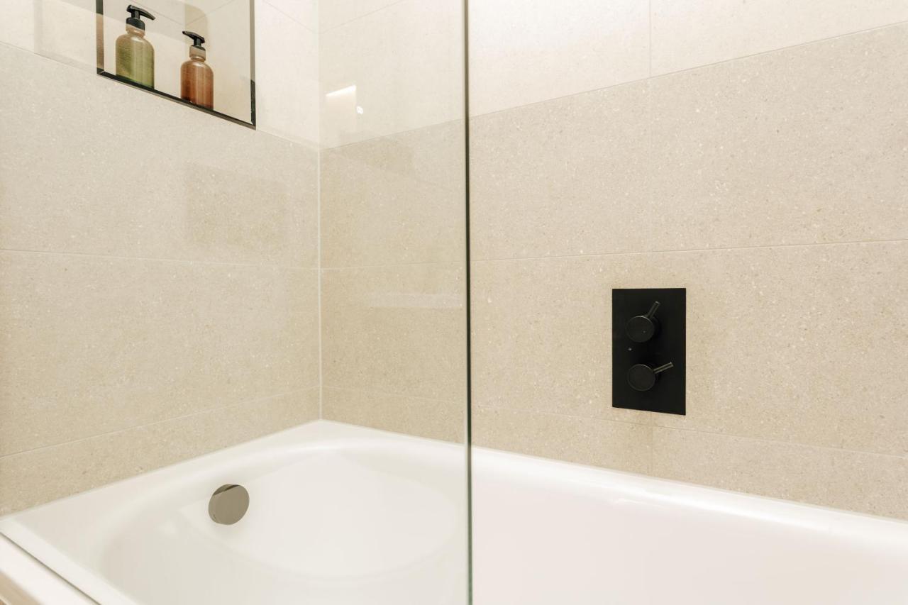 Premier Refurbished Central Flat Bournemouth Esterno foto